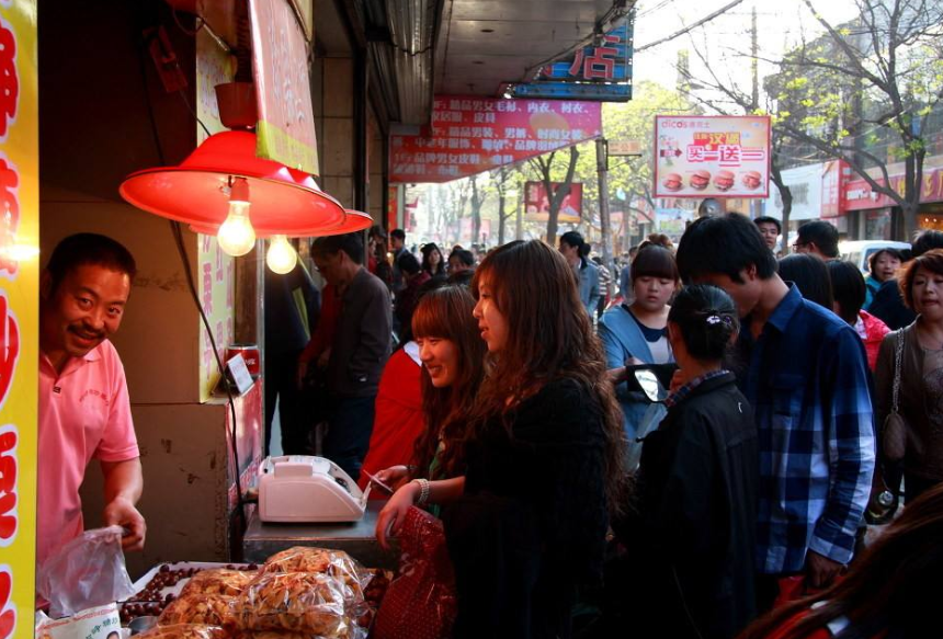 小型炒板栗機經營火爆案例一